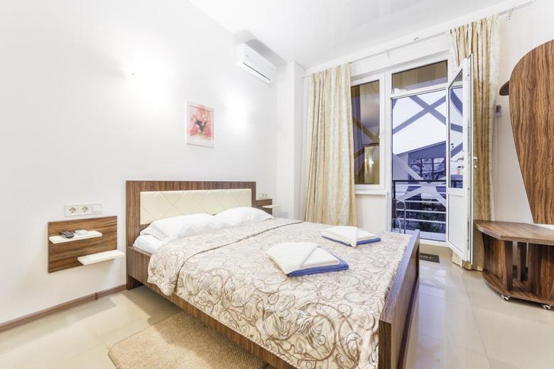 Baza Otdykha Jules Verne Hotel Zatoka Esterno foto